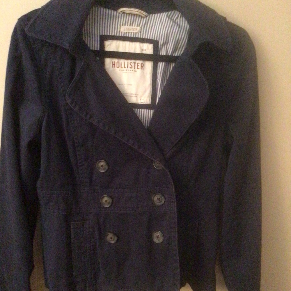 Hollister jacket. Perfect for cooler spring days.